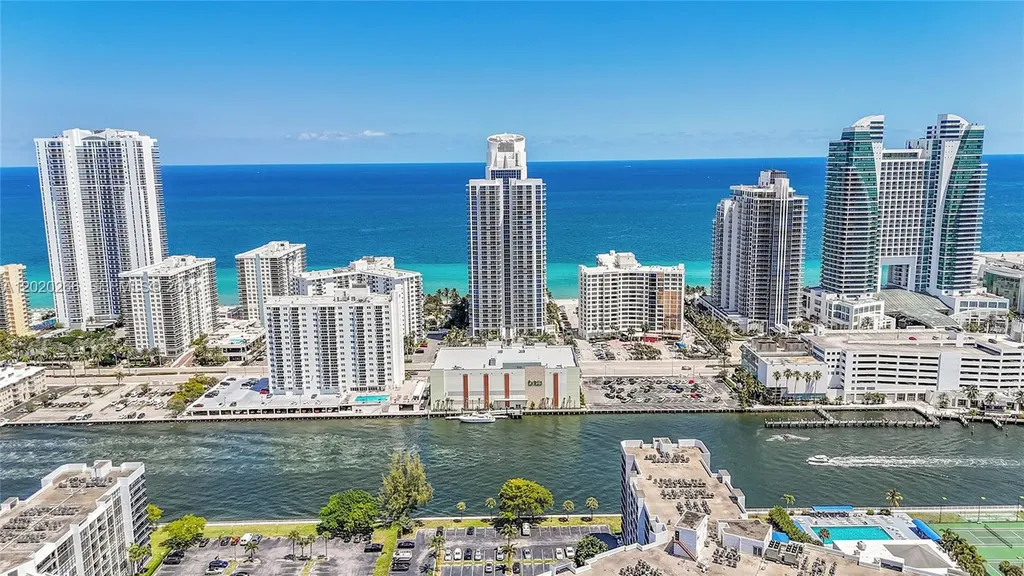 3101 S Ocean Drive Hollywood FL 33019
