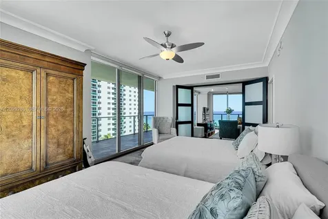 3101 S Ocean Drive Hollywood FL 33019