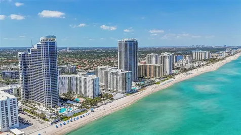3101 S Ocean Drive Hollywood FL 33019