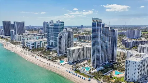 3101 S Ocean Drive Hollywood FL 33019