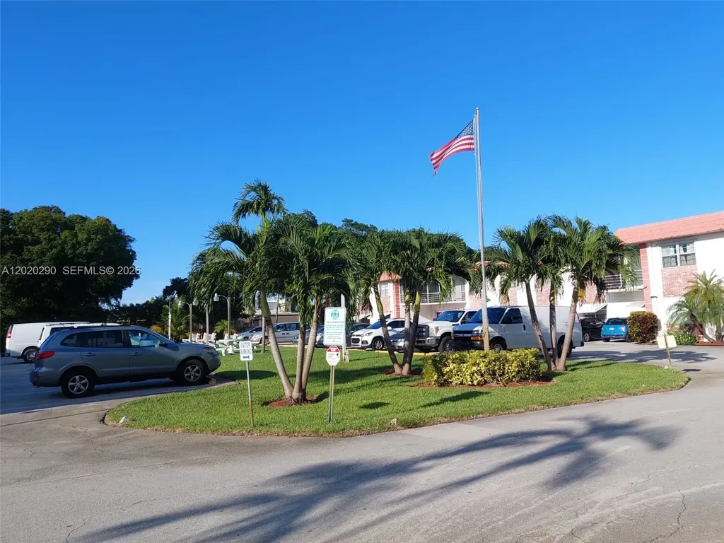 3550 NW 8th Avenue Pompano Beach FL 33064