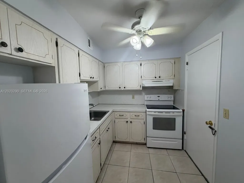3550 NW 8th Avenue Pompano Beach FL 33064