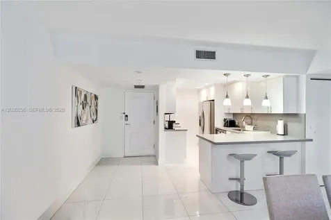 3625 N Country Club Drive Aventura FL 33180