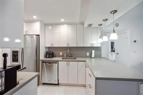 3625 N Country Club Drive Aventura FL 33180