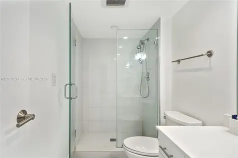 3625 N Country Club Drive Aventura FL 33180