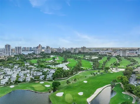 3625 N Country Club Drive Aventura FL 33180