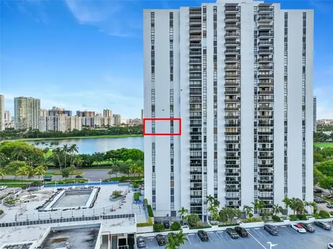 3625 N Country Club Drive Aventura FL 33180