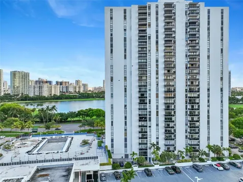 3625 N Country Club Drive Aventura FL 33180