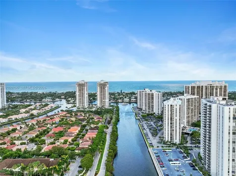 3625 N Country Club Drive Aventura FL 33180