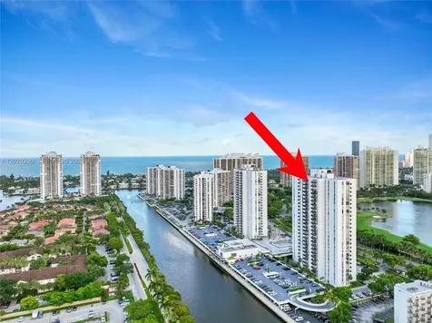 3625 N Country Club Drive Aventura FL 33180