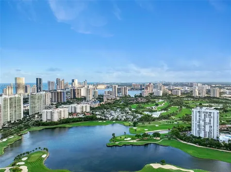 3625 N Country Club Drive Aventura FL 33180