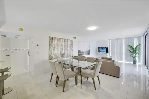 3625 N Country Club Drive Aventura FL 33180