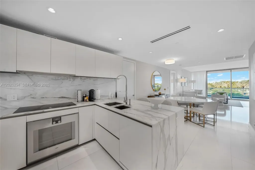 10201 Collins Avenue Bal Harbour FL 33154