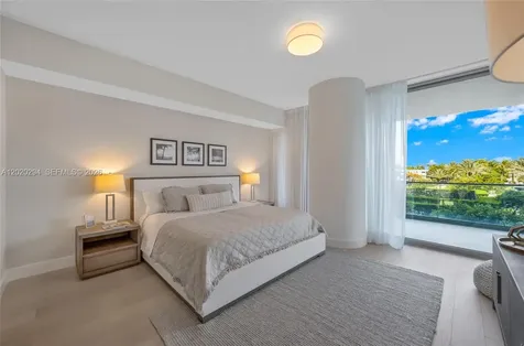 10201 Collins Avenue Bal Harbour FL 33154