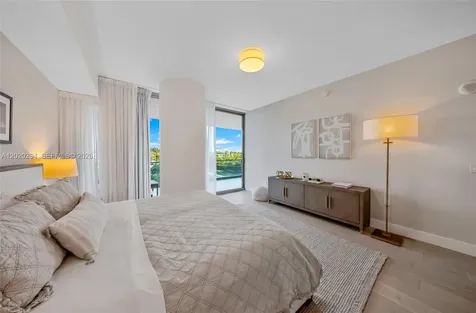 10201 Collins Avenue Bal Harbour FL 33154