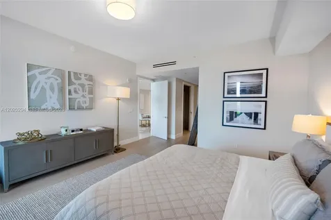 10201 Collins Avenue Bal Harbour FL 33154