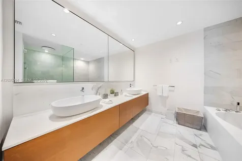 10201 Collins Avenue Bal Harbour FL 33154