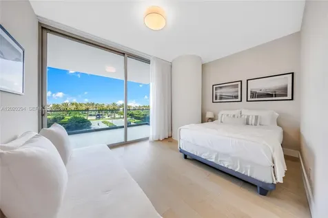 10201 Collins Avenue Bal Harbour FL 33154