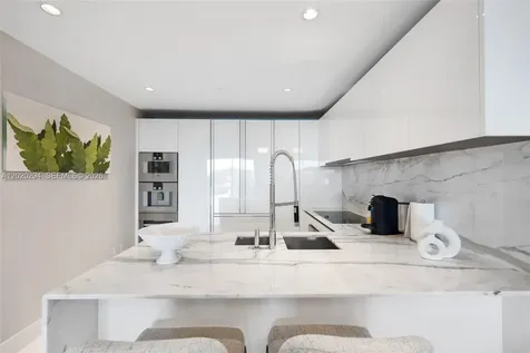 10201 Collins Avenue Bal Harbour FL 33154