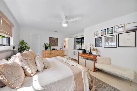 4208 Monroe Street Hollywood FL 33021