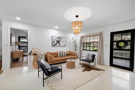 4208 Monroe Street Hollywood FL 33021