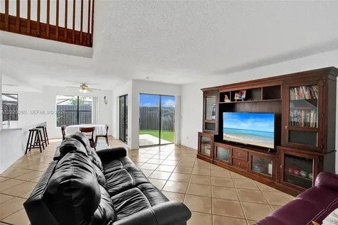 15292 SW 46th Ln Branch Miami FL 33185