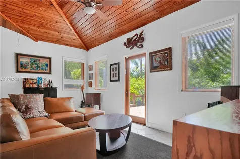6291 SW 50th Street Miami FL 33155
