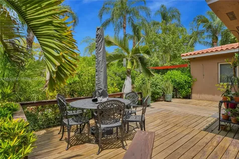 6291 SW 50th Street Miami FL 33155