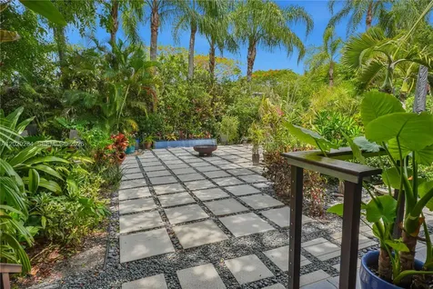 6291 SW 50th Street Miami FL 33155
