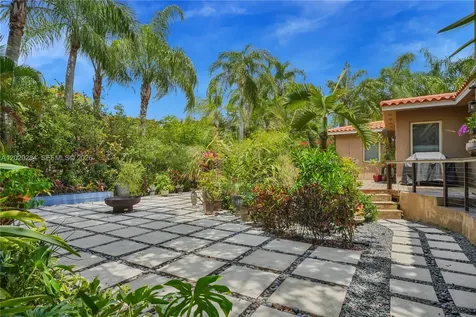 6291 SW 50th Street Miami FL 33155