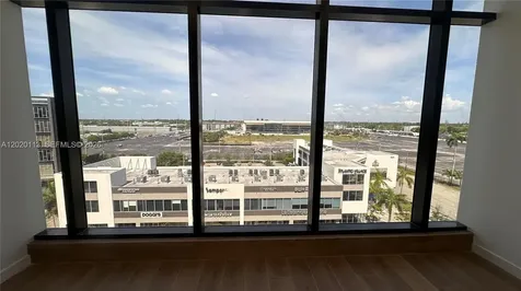 800 N Federal Highway Hallandale Beach FL 33009