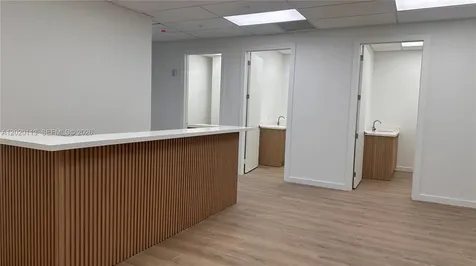 800 N Federal Highway Hallandale Beach FL 33009