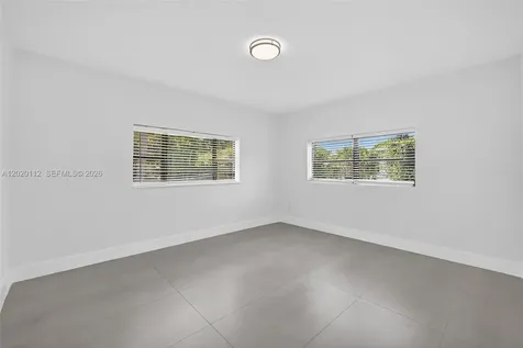 17150 NE 18th Avenue North Miami Beach FL 33162
