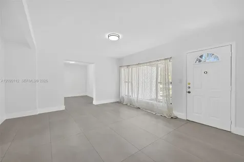 17150 NE 18th Avenue North Miami Beach FL 33162