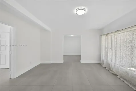 17150 NE 18th Avenue North Miami Beach FL 33162