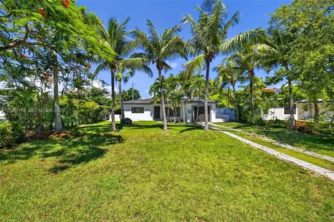 17150 NE 18th Avenue North Miami Beach FL 33162