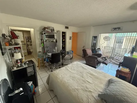 6780 W 2nd Court Hialeah FL 33012
