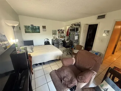 6780 W 2nd Court Hialeah FL 33012