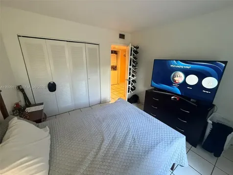 6780 W 2nd Court Hialeah FL 33012