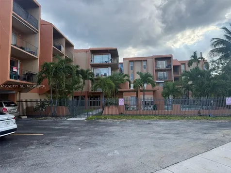 6780 W 2nd Court Hialeah FL 33012