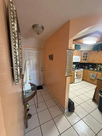 6780 W 2nd Court Hialeah FL 33012