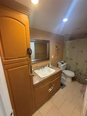 6780 W 2nd Court Hialeah FL 33012
