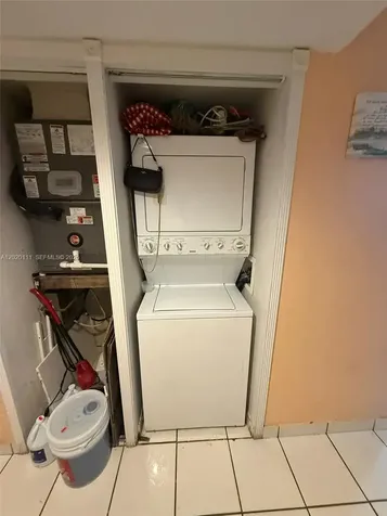 6780 W 2nd Court Hialeah FL 33012