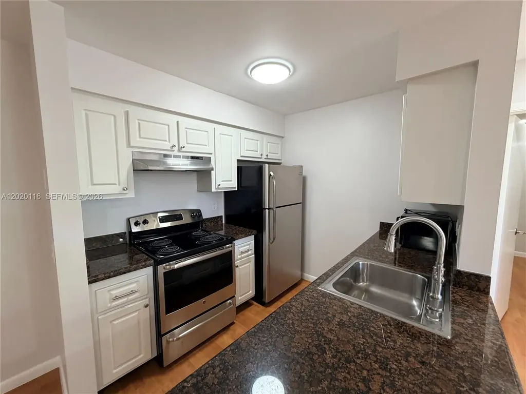 716 NW 103rd Terrace Pembroke Pines FL 33026