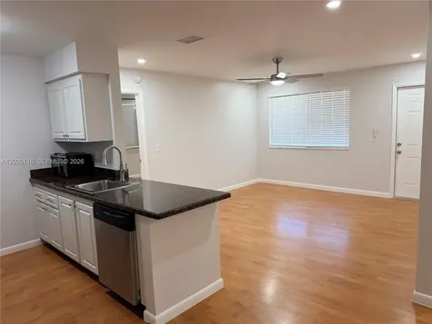 716 NW 103rd Terrace Pembroke Pines FL 33026