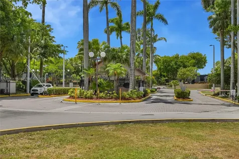 13946 SW 91st Terrace Miami FL 33186