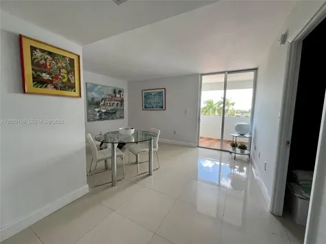 5050 NW 7th Street Miami FL 33126