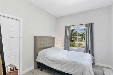 74 NW 117th Street Miami FL 33168