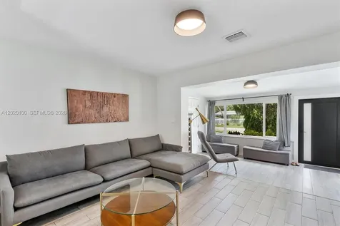 74 NW 117th Street Miami FL 33168