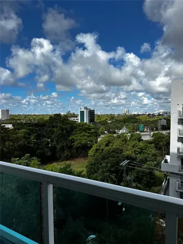 1723 SW 2nd Avenue Miami FL 33129